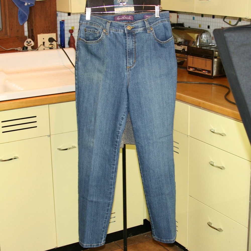 Gloria Vanderbilt Amanda Denim Jean